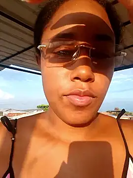 Snapshot of Monique_Mulberry2 chatting on February 9, 2026, 10:30 pm Monique Mulberry2 online show from February 9, 2026, 10:30 pm