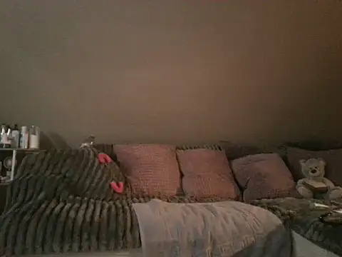 Snapshot of NatalieColt chatting on March 3, 2026, 4:36 pm NatalieColt online show from March 3, 2026, 4:36 pm