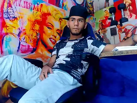 warmNoah online show from March 30, 2026, 7:15 pm