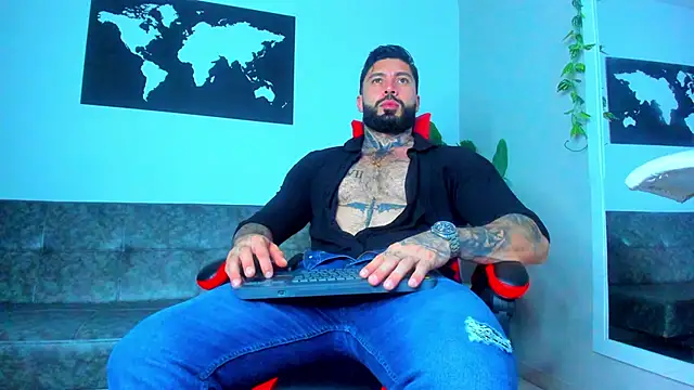 Snapshot of Alessrose chatting on February 26, 2026, 7:36 pm Alessrose online show from February 26, 2026, 7:36 pm