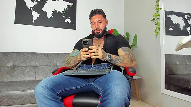 Alessrose online show from March 27, 2026, 8:32 pm