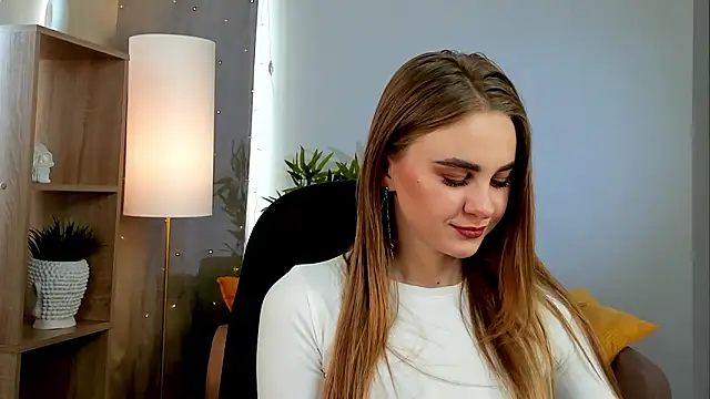 Erica Grace online show from March 11, 2026, 10:20 am