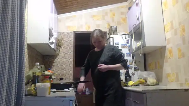 Snapshot of EliciaKush chatting on March 3, 2026, 6:04 pm EliciaKush online show from March 3, 2026, 6:04 pm