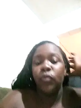 Snapshot of jhessycam5 chatting on February 7, 2026, 1:35 am jhessycam5 online show from February 7, 2026, 1:35 am