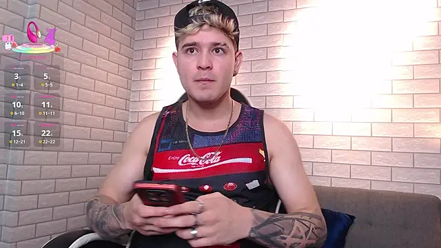 rayan linxx online show from February 9, 2026, 9:02 pm