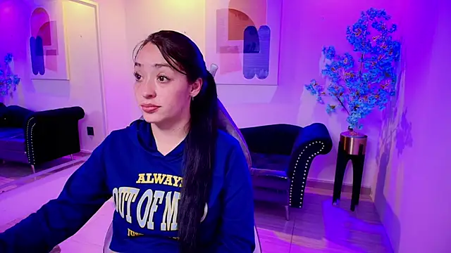 Alanna  scott online show from April 1, 2026, 3:41 am