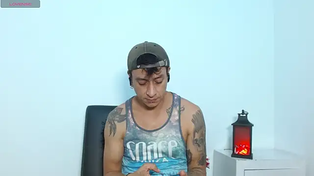 Snapshot of SkinnyDevil12 chatting on February 14, 2026, 3:07 am SkinnyDevil12 online show from February 14, 2026, 3:07 am