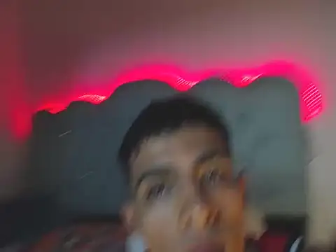 Snapshot of Apolo_Richards chatting on February 14, 2026, 8:20 pm Apolo Richards online show from February 14, 2026, 8:20 pm