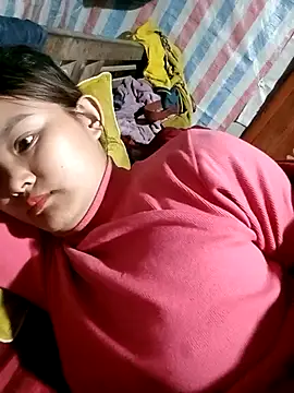 Snapshot of Luminana chatting on May 8, 2026, 5:33 am Luminana online show from May 8, 2026, 5:33 am