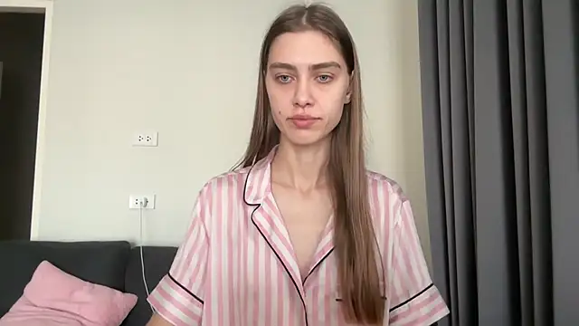 SonyaSweety online show from February 22, 2026, 12:35 am