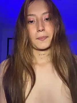 Lis peach online show from February 20, 2026, 6:26 am