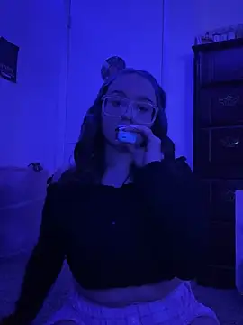 mommynxttie online show from February 27, 2026, 8:14 am