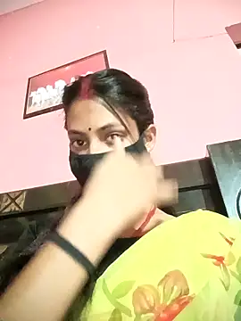 BIG QWEEN NO1 online show from April 10, 2026, 5:58 am