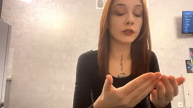 JulissaJoly online show from February 7, 2026, 12:02 pm