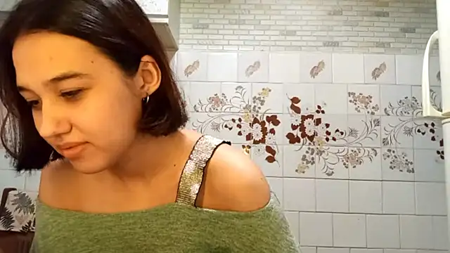 Snapshot of AnnettaBelsito chatting on April 26, 2026, 1:52 pm AnnettaBelsito online show from April 26, 2026, 1:52 pm