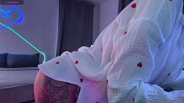 Snapshot of Katy_Kar chatting on February 17, 2026, 8:50 pm Katy Kar online show from February 17, 2026, 8:50 pm