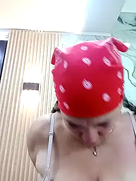  Missevie online show from February 13, 2026, 11:38 pm