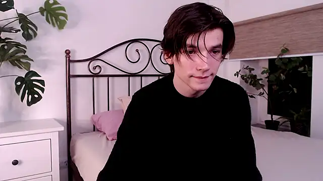 A LF online show from February 11, 2026, 8:52 pm