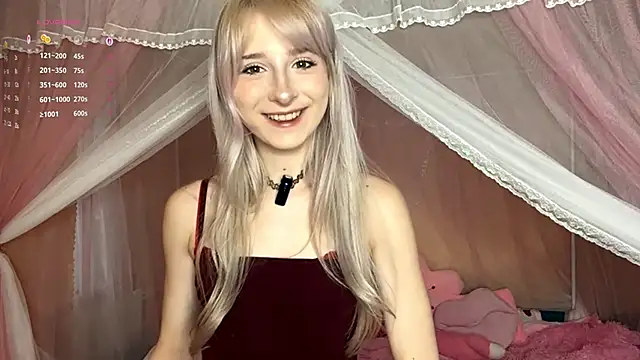 Snapshot of EvaQT chatting on February 26, 2026, 7:41 am EvaQT online show from February 26, 2026, 7:41 am