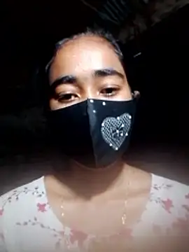 Queen brishty05 online show from February 23, 2026, 4:51 pm