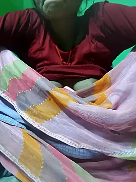 Komal4050 online show from February 19, 2026, 1:41 pm