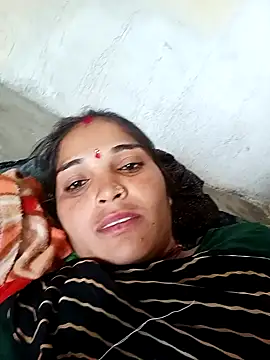 Komal4050 online show from February 12, 2026, 6:57 am