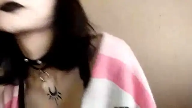 Snapshot of SmilingPatent chatting on February 15, 2026, 1:10 pm SmilingPatent online show from February 15, 2026, 1:10 pm