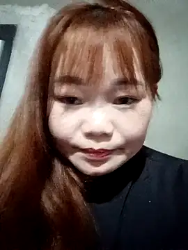 Miesi-c2clove online show from February 23, 2026, 5:09 am