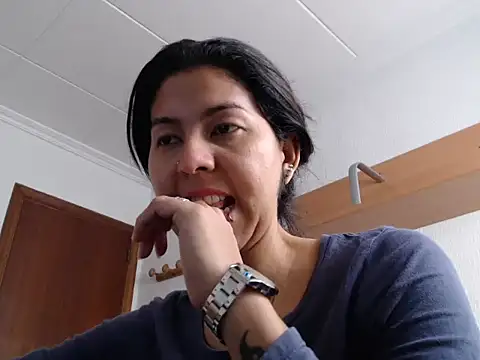 ZeforAitanna online show from February 11, 2026, 10:15 am