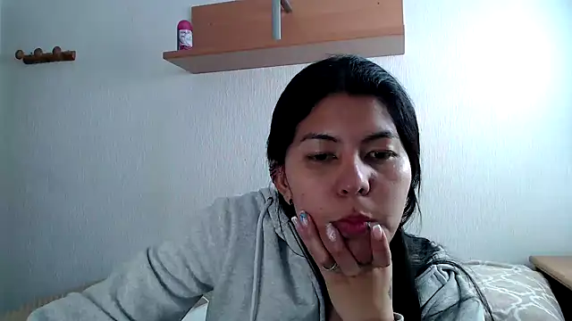 ZeforAitanna online show from March 31, 2026, 10:50 am