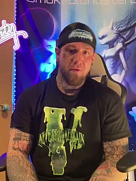 Snapshot of Smokebluntafterblunt chatting on February 21, 2026, 3:36 pm Smokebluntafterblunt online show from February 21, 2026, 3:36 pm