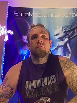 Snapshot of Smokebluntafterblunt chatting on February 21, 2026, 1:18 am Smokebluntafterblunt online show from February 21, 2026, 1:18 am