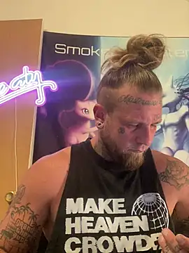 Snapshot of Smokebluntafterblunt chatting on June 12, 2026, 11:08 am Smokebluntafterblunt online show from June 12, 2026, 11:08 am