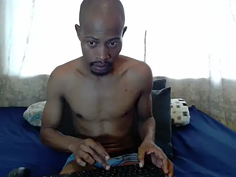 Snapshot of MRSHYGUY29 chatting on February 21, 2026, 10:50 am MRSHYGUY29 online show from February 21, 2026, 10:50 am