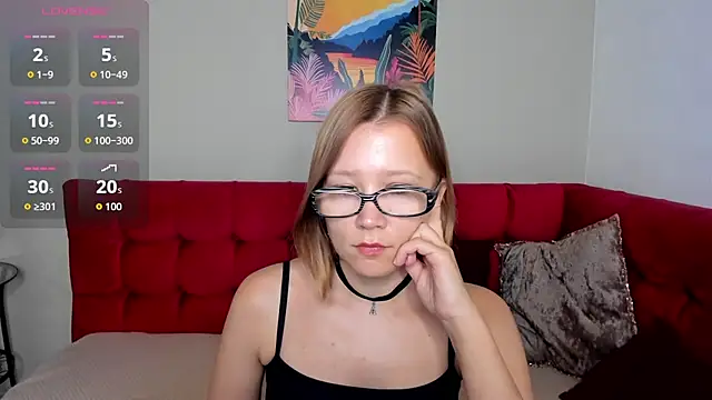 Snapshot of EmmaEthereal chatting on July 18, 2026, 1:36 am EmmaEthereal online show from July 18, 2026, 1:36 am
