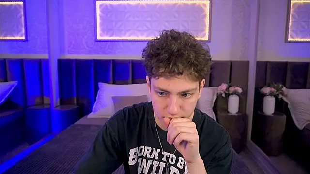 StefanBev online show from February 15, 2026, 7:35 pm