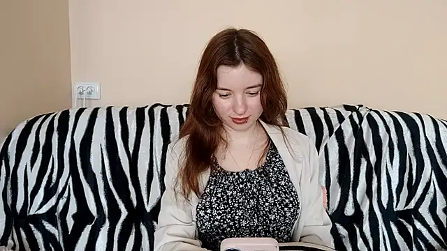 LanitaHemple online show from April 13, 2026, 11:03 am