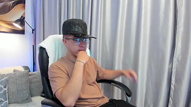 Tommas Jhonson online show from March 26, 2026, 3:27 am