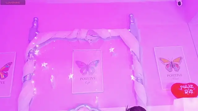 Snapshot of RachelBlazze chatting on February 23, 2026, 8:31 pm RachelBlazze online show from February 23, 2026, 8:31 pm