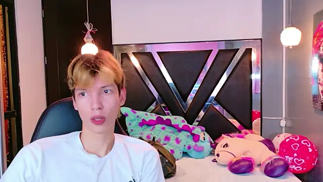 Liam Green1 online show from February 15, 2026, 12:59 pm