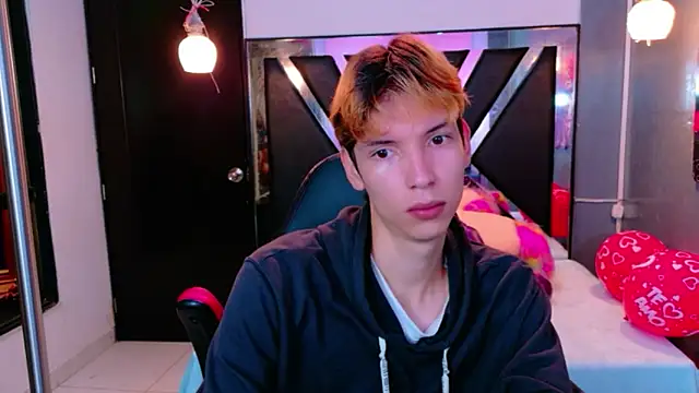 Liam Green1 online show from February 14, 2026, 12:05 pm