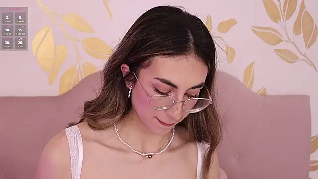 EmmaClark   online show from March 6, 2026, 8:15 pm