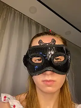 seluna baby online show from March 29, 2026, 5:14 pm