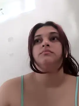 Snapshot of Candyvenuz chatting on February 9, 2026, 1:53 pm Candyvenuz online show from February 9, 2026, 1:53 pm