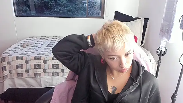  AbbyIce online show from March 30, 2026, 11:06 pm