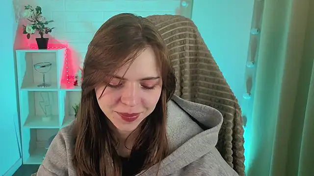 Snapshot of LesleySky chatting on March 4, 2026, 5:04 am LesleySky online show from March 4, 2026, 5:04 am