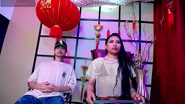 Snapshot of Damian-and-Camerum chatting on February 27, 2026, 3:18 am Damian-and-Camerum online show from February 27, 2026, 3:18 am