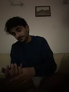 elia2711 online show from March 1, 2026, 6:13 am