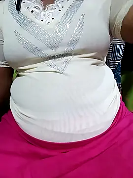 Snapshot of tamilkayal431 chatting on February 14, 2026, 8:58 am tamilkayal431 online show from February 14, 2026, 8:58 am