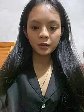 Snapshot of tenten110 chatting on February 7, 2026, 2:03 pm tenten110 online show from February 7, 2026, 2:03 pm